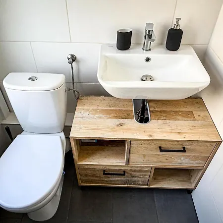 Grosse In Der Ktv Apartmán *